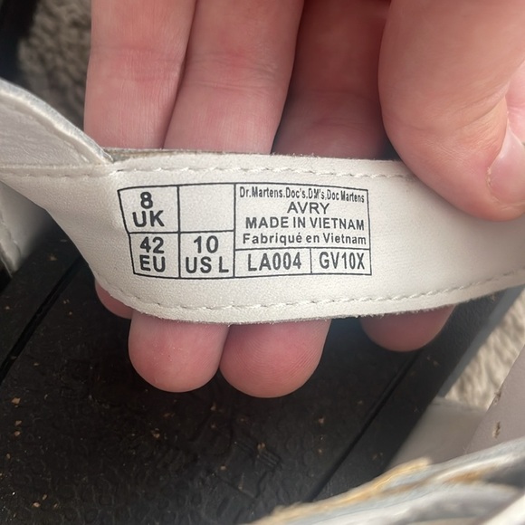 NEW Dr. Martens Avry Hydro White Leather Sandals - Picture 5 of 9